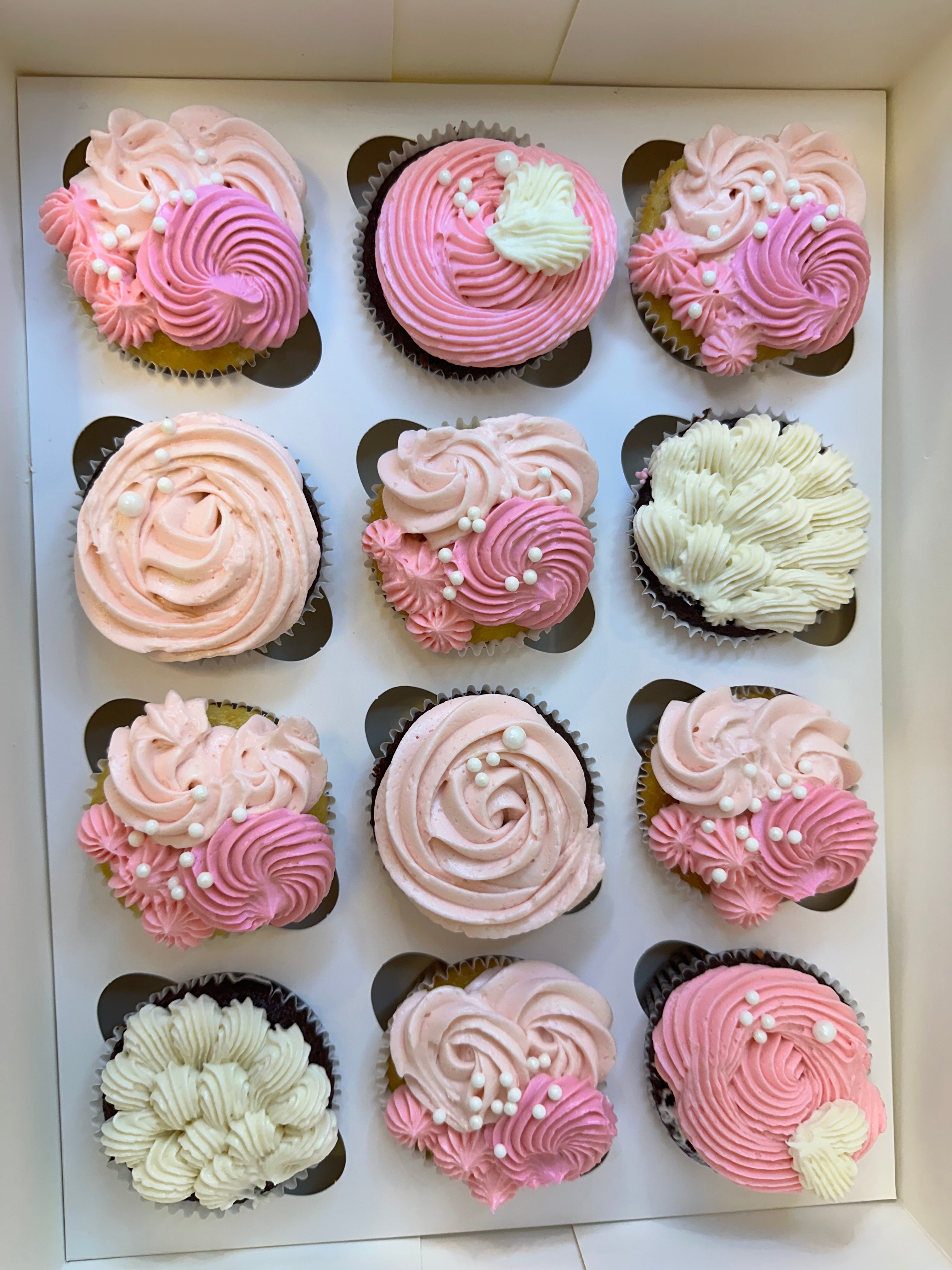 Cupcakes (Dozen) – Dairy/Pareve