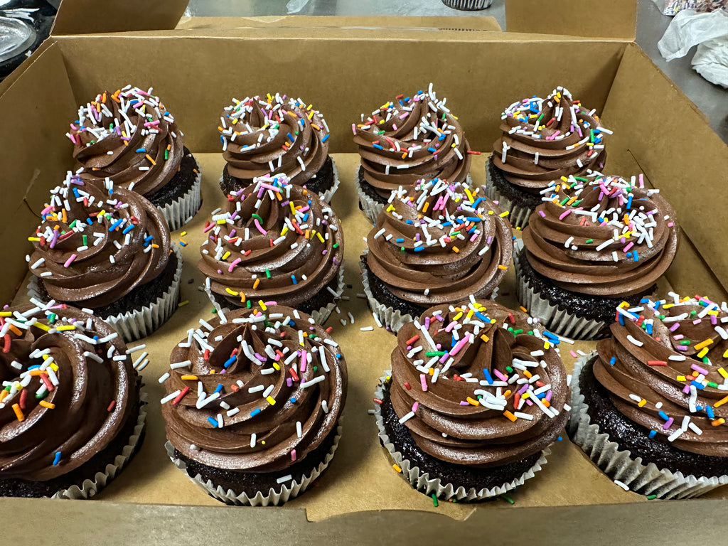 Cupcakes (Dozen) – Dairy/Pareve